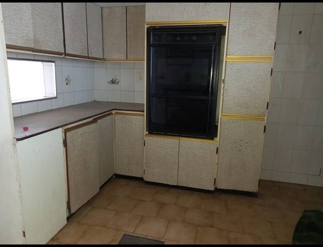 4 BEDROOM HOUSE FOR SALE IN RESERVOIR HILLS
